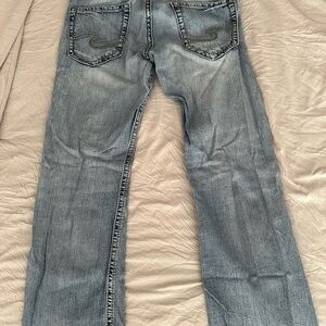 Silver Jeans Men's Faded Blue Straight Leg Denim